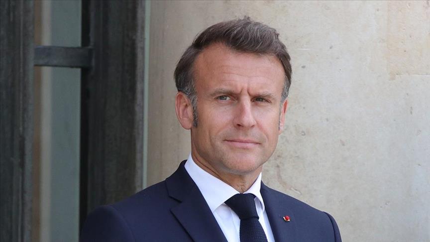 Macron, Trump'ın ABD'nin kontrolüne almak istediği Grönland'ın satılık olmadığını yineledi